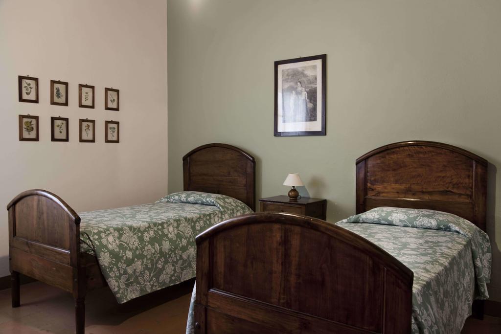Tenuta Di Colle Alberti Agriturismo Villa Cerreto Guidi Rum bild