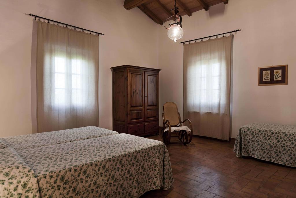 Tenuta Di Colle Alberti Agriturismo Villa Cerreto Guidi Rum bild